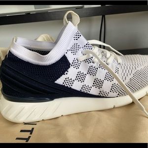 Louis Vuitton Fastlane